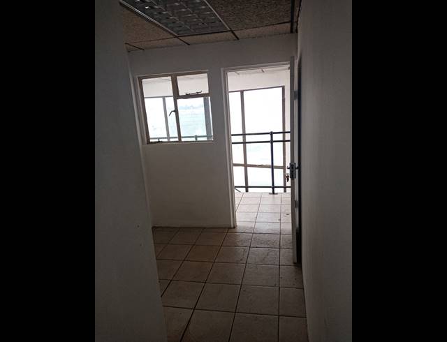 Office property to rent in ANDERBOLT